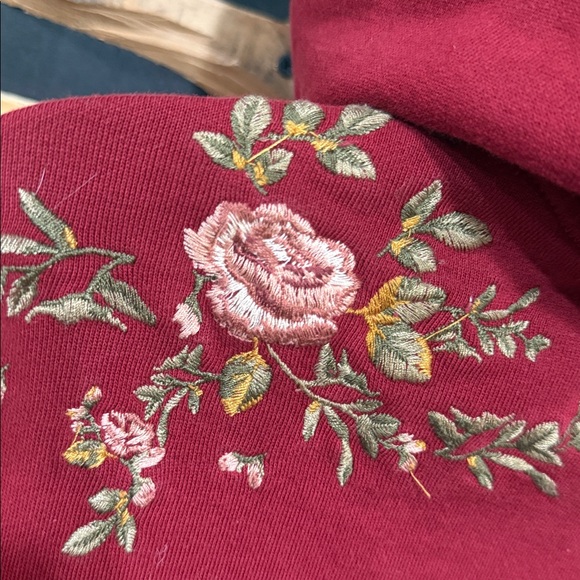 Driftwood Teddy Hoodie Size XS
Floral Embroidered Boho Maroon Hood
Sweatshirt‎ - Picture 6 of 8